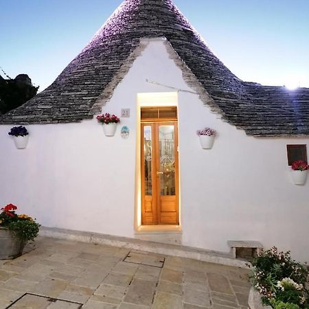 Trullo Dell'Angolo Villa Alberobello Exterior photo